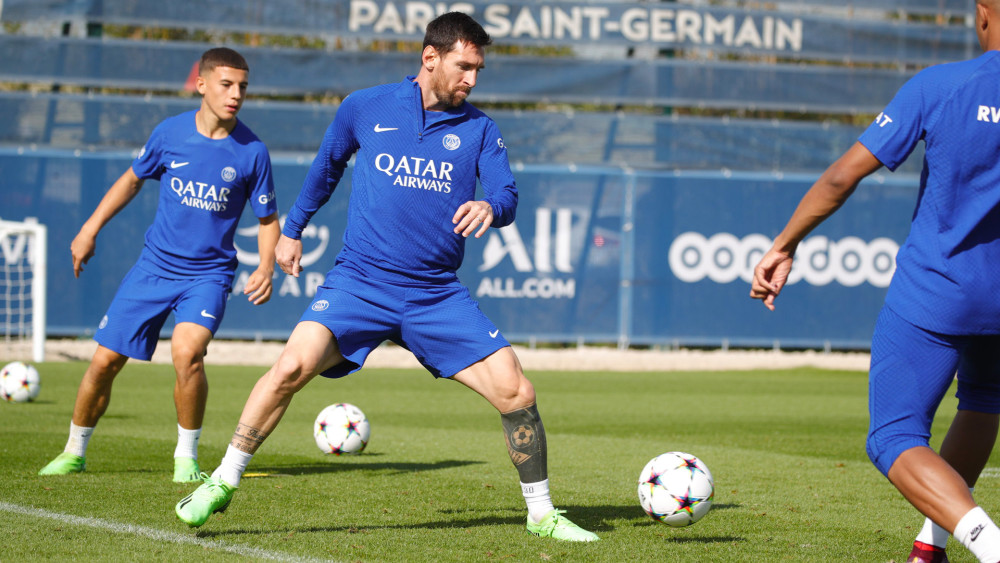 Kaiyun中国官网-赛地聚焦——荷甲清晨热度飙升，勒沃库森豪取连胜，悬念犹存，心理建设被强调的简单介绍