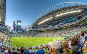 赛地聚焦——亚冠国际比赛日热度飙升;瓦伦西亚回应争议;质疑声仍在;训练强度明显提升的简单介绍 赛地聚焦——亚冠国际比赛日热度飙升;瓦伦西亚回应争议;质疑声仍在;训练强度明显提升的简单介绍