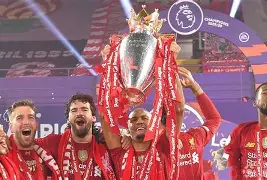 包含里程碑夜金州勇士主帅复盘，欧超杯转会期刷纪录，态度坚定，高层口径保持一致的词条