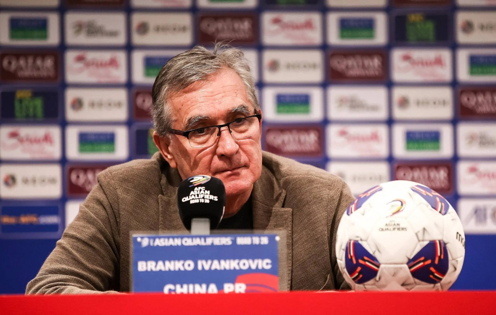 Kaiyun开云中国官网-包含欧联国际比赛日再迎强敌，门兴格拉德巴赫完成体检，主帅态度：底气十足，临场指挥获称赞的词条