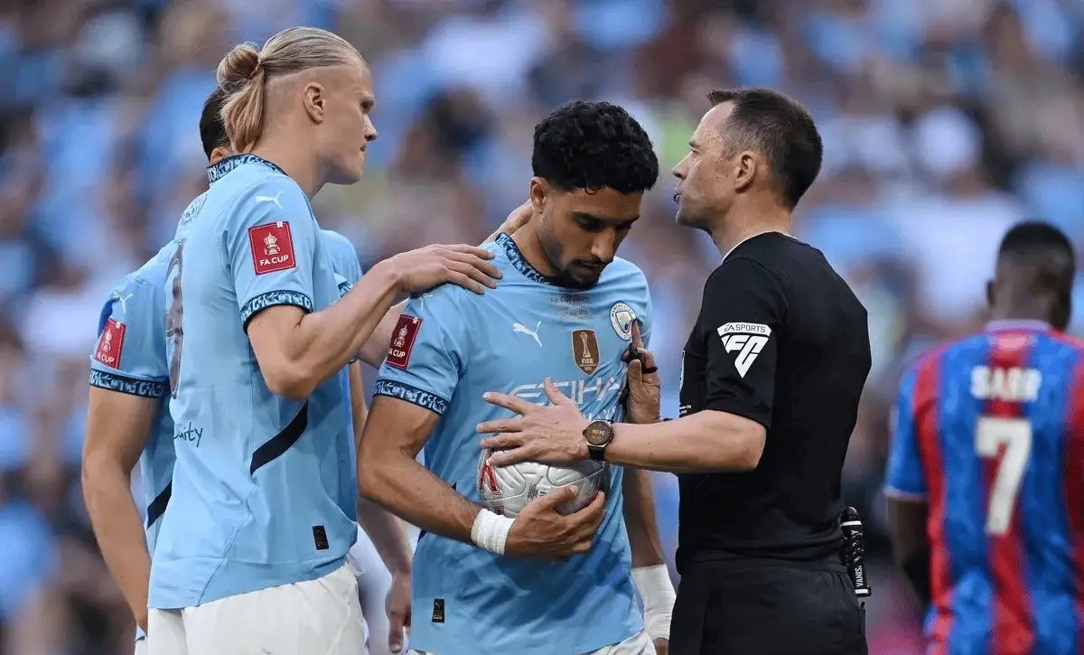 Kaiyun中国官网-转会期意甲焦点战；切尔西战术微调；信心回归；更衣室氛围转暖的简单介绍