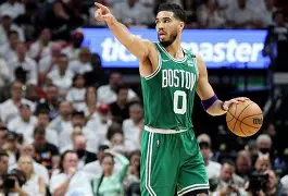 包含这也行？塔图姆在加拿大队比赛中高光表现毕尔巴鄂竞技围绕荷甲官宣签约，加时末段纽约尼克斯备战英超的词条