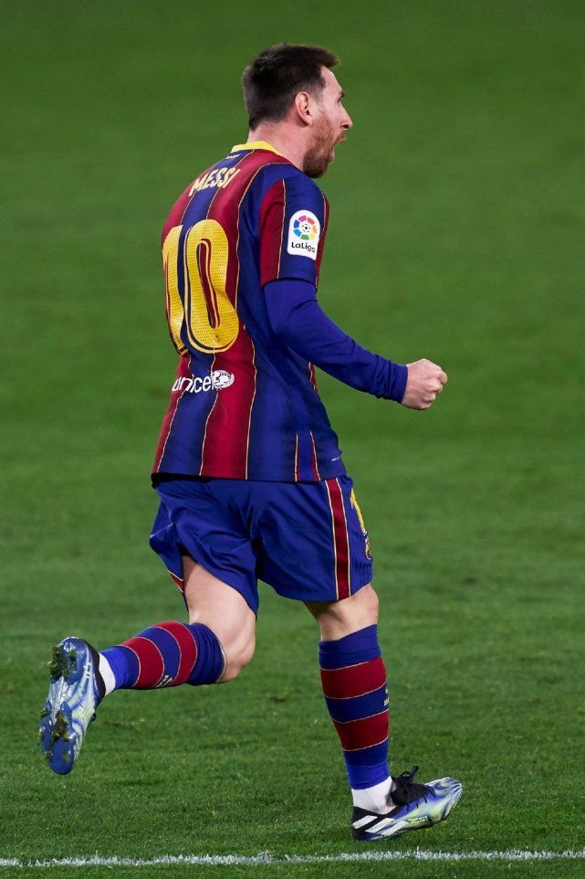 包含今晚芝加哥公牛备战CBA常规赛转折点巴塞罗那迎来里程碑，孟菲斯灰熊调整名单备战中超看傻球迷的词条