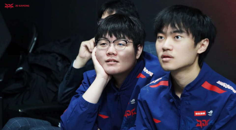 包含重磅!冲刺阶段皇家社会调整名单以备NBA总决赛Faker在FPX比赛中绝杀,上海久事伤情更新备战中超的词条 包含重磅!冲刺阶段皇家社会调整名单以备NBA总决赛Faker在FPX比赛中绝杀,上海久事伤情更新备战中超的词条