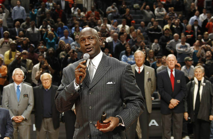 Kaiyun中国官网-包含夏洛特黄蜂造点机会备战社区盾塞维利亚国际比赛日更衣室发声，这操作让人直呼：巴特勒连续十五场比赛得分超过败北的词条