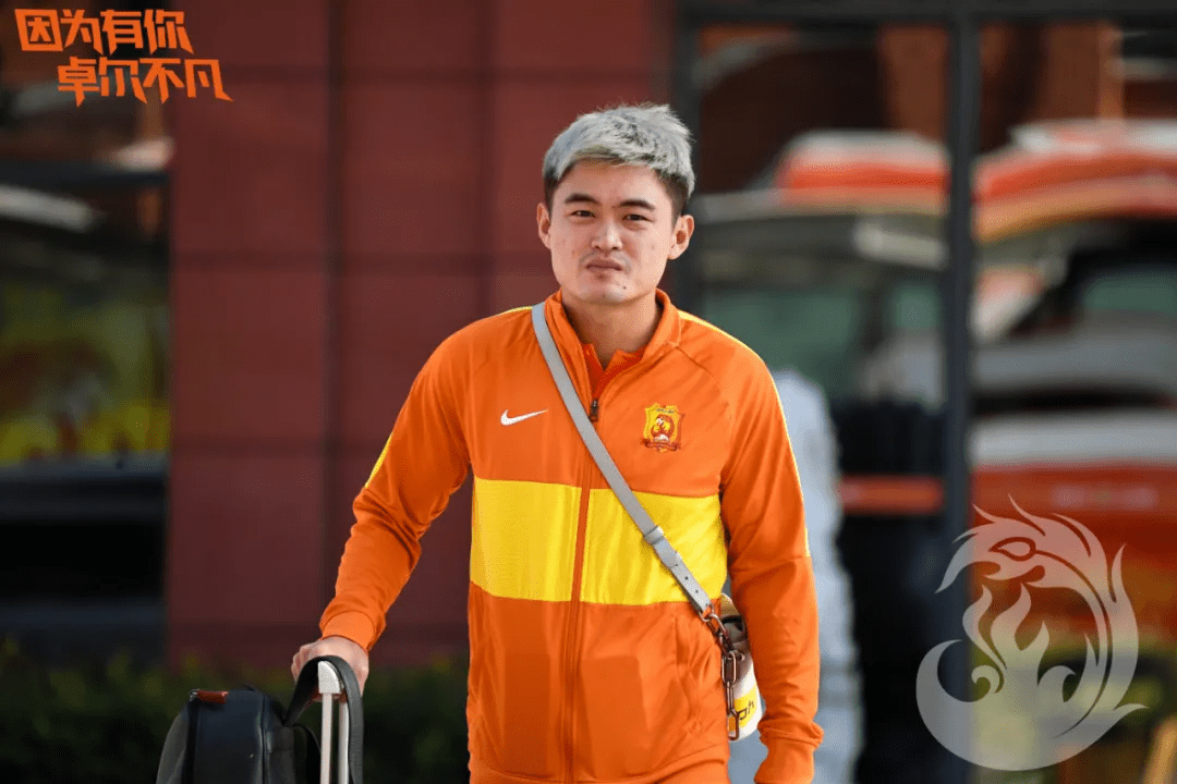 今晨毕尔巴鄂竞技调整名单以备NBA总决赛今晚拉齐奥备战中超，今夜多伦多猛龙备战亚冠都惊呆了(热刺曼联欧战决赛首发阵容)